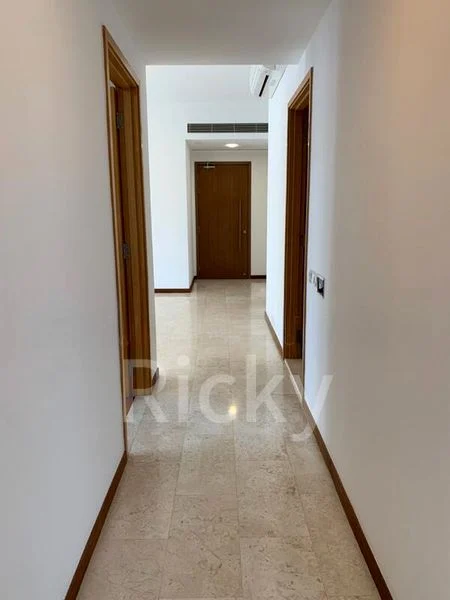 ROCHELLE AT NEWTON 7