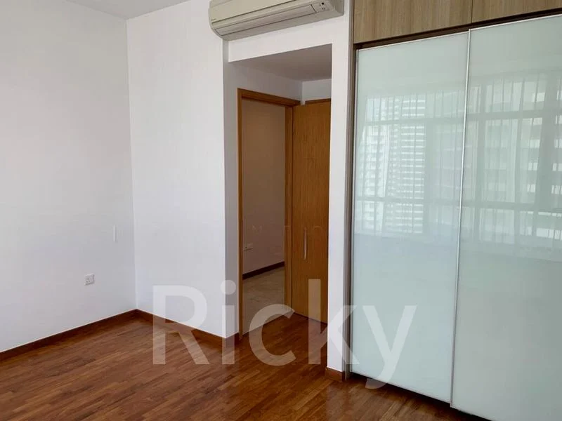 ROCHELLE AT NEWTON 10