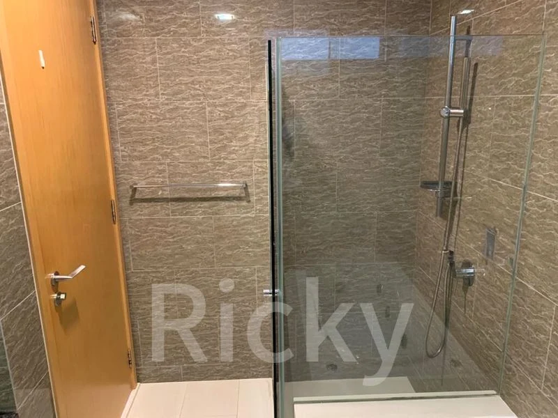 ROCHELLE AT NEWTON 13