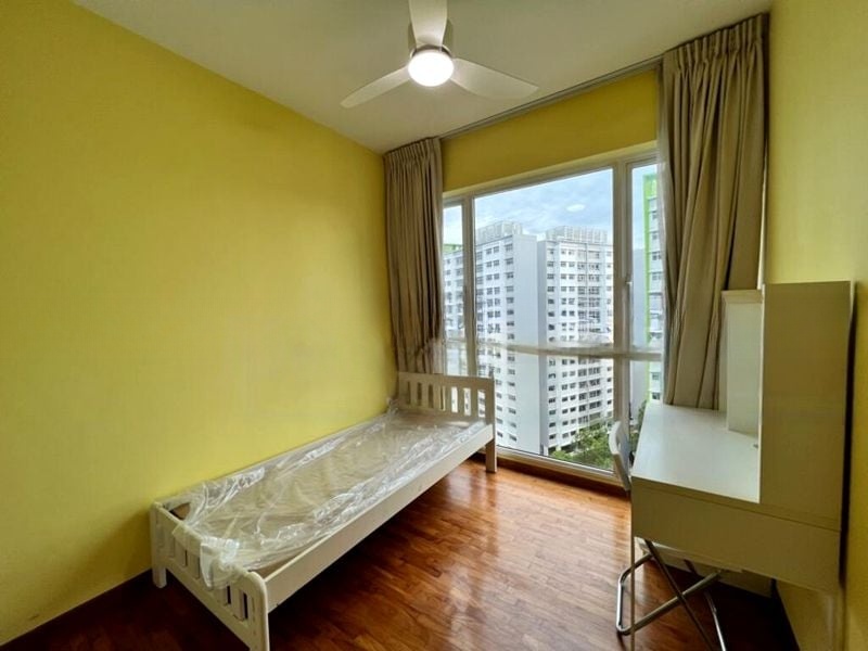 THE TAMPINES TRILLIANT 6