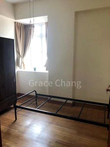 DERBYSHIRE HEIGHTS 3