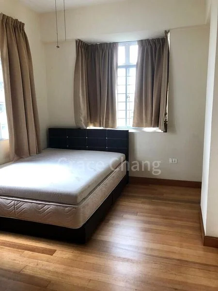 DERBYSHIRE HEIGHTS 4