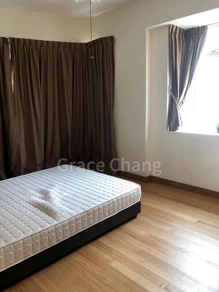 DERBYSHIRE HEIGHTS 7