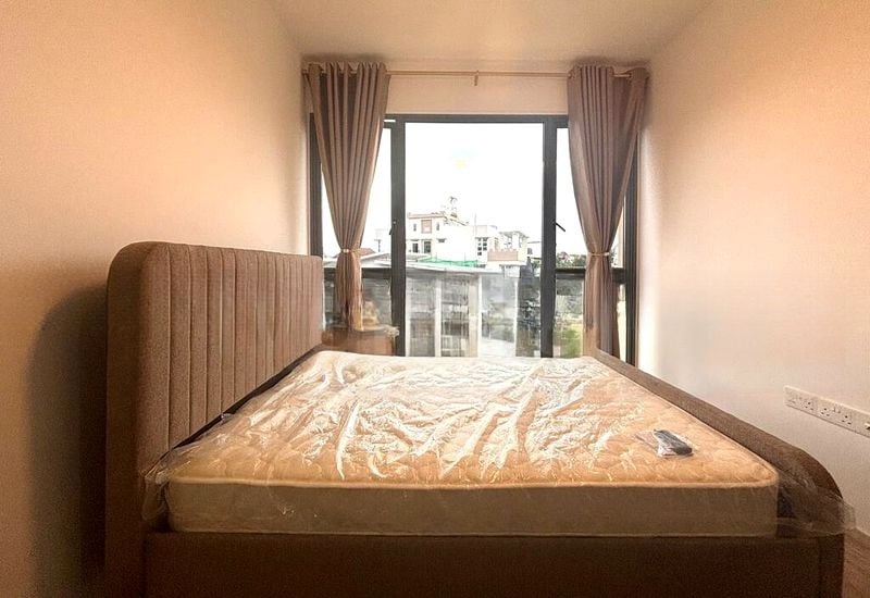 THE WATERGARDENS AT CANBERRA 5