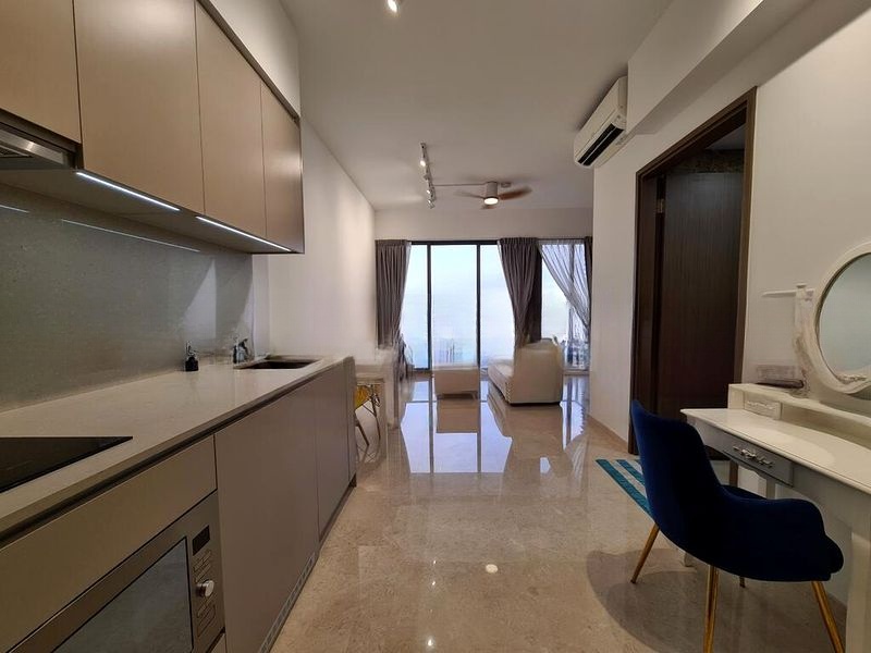 SEASIDE RESIDENCES 6