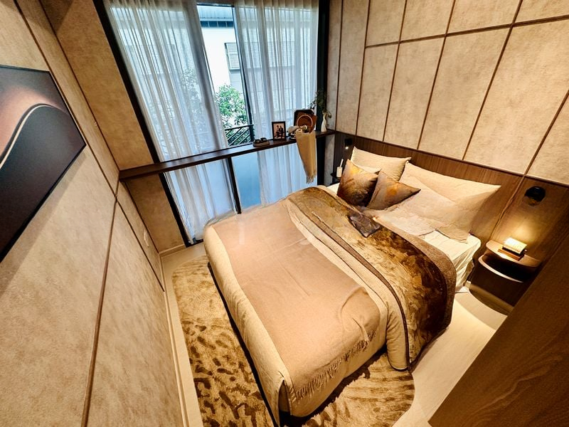 BAGNALL HAUS 10