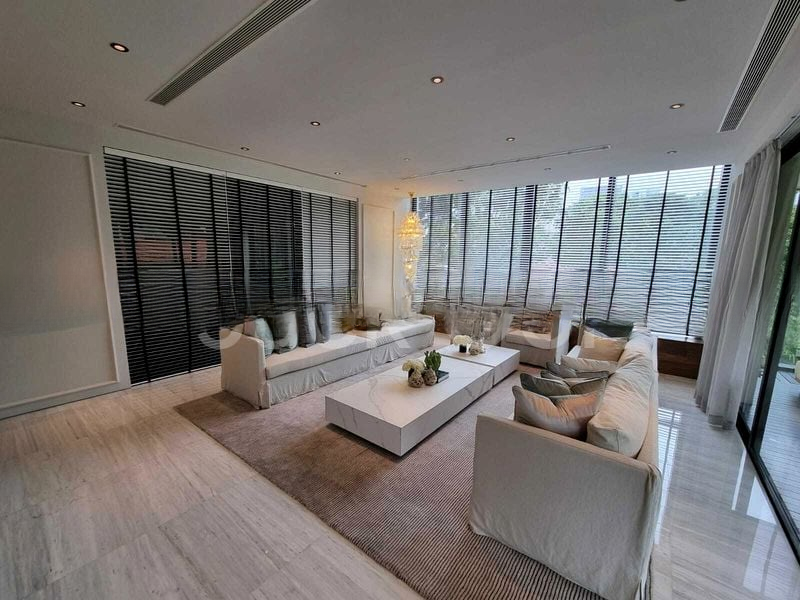 REIGNWOOD HAMILTON SCOTTS 4