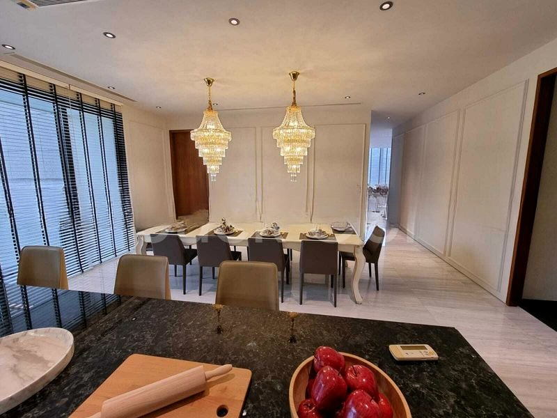 REIGNWOOD HAMILTON SCOTTS 6