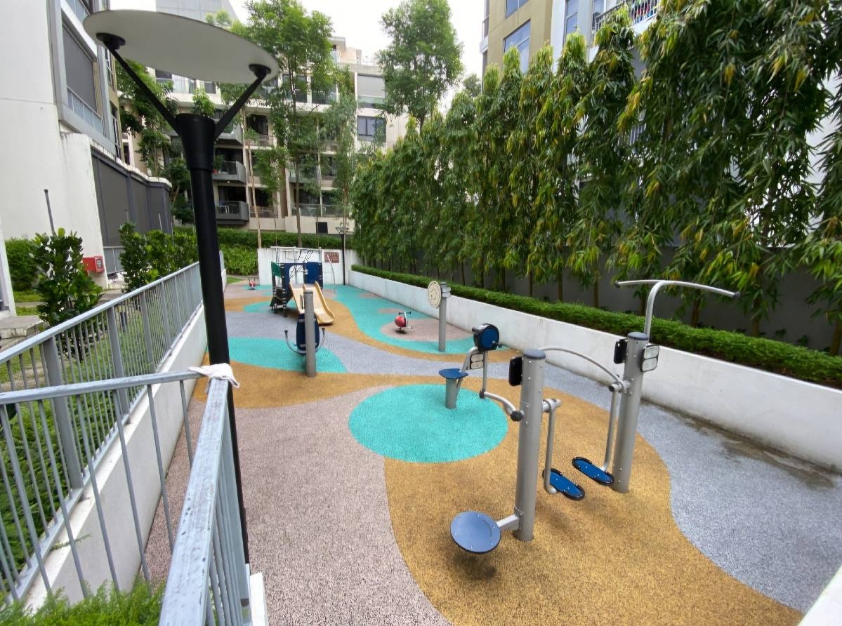 THE CREEK @ BUKIT 15