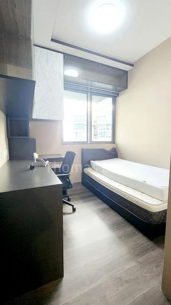 RIVERBANK @ FERNVALE 7