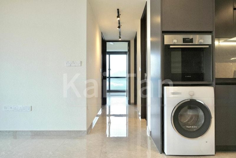 THE LINQ @ BEAUTY WORLD 2