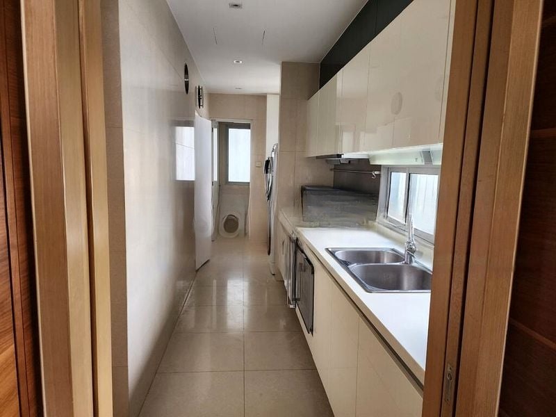 THE ORCHARD RESIDENCES 5