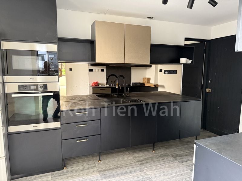 BOTANIC GARDENS VIEW 9