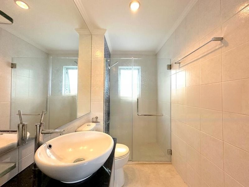 SEMBAWANG HILLS ESTATE 5