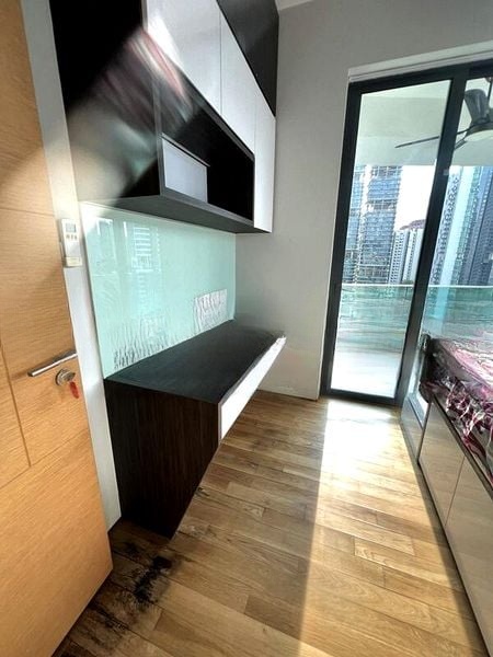 ILLUMINAIRE ON DEVONSHIRE 5