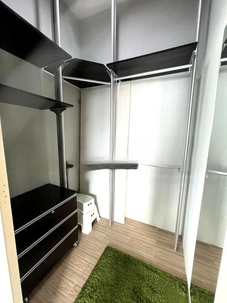 ILLUMINAIRE ON DEVONSHIRE 6