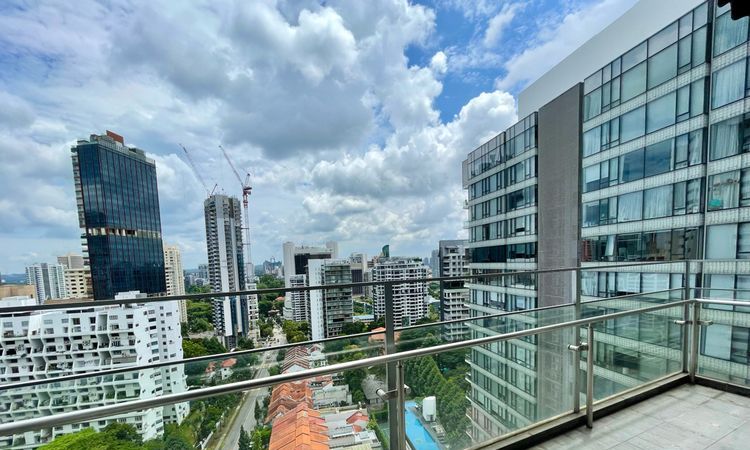 HELIOS RESIDENCES 13