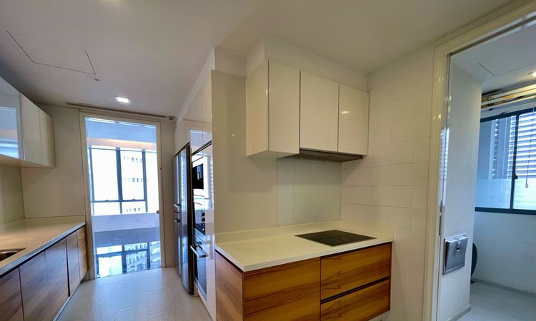 HELIOS RESIDENCES 19