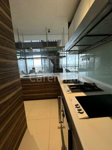 THE SHORE RESIDENCES 5