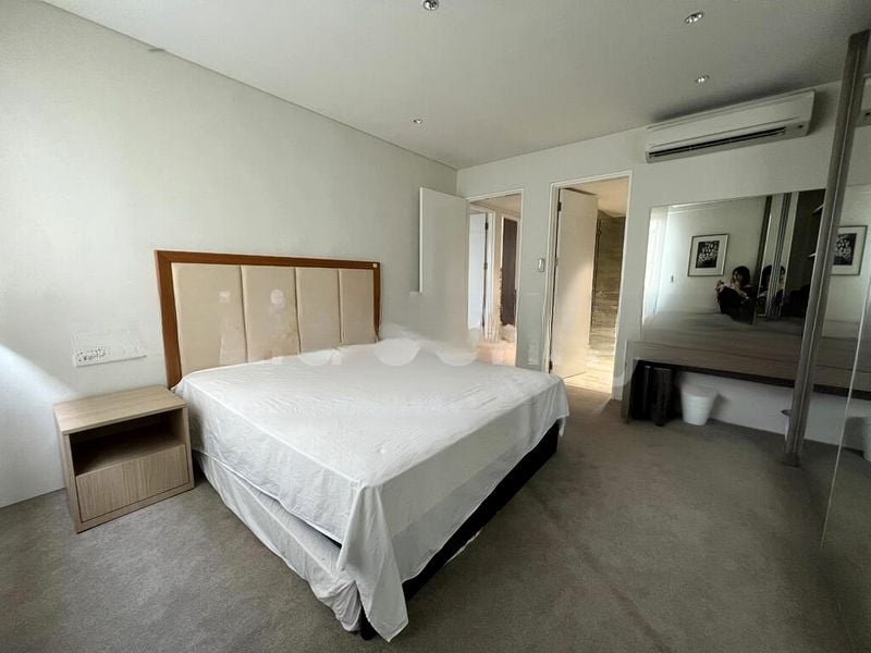 ORCHARD TOWERS 12