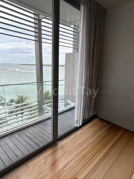 THE OCEANFRONT @ SENTOSA COVE 6