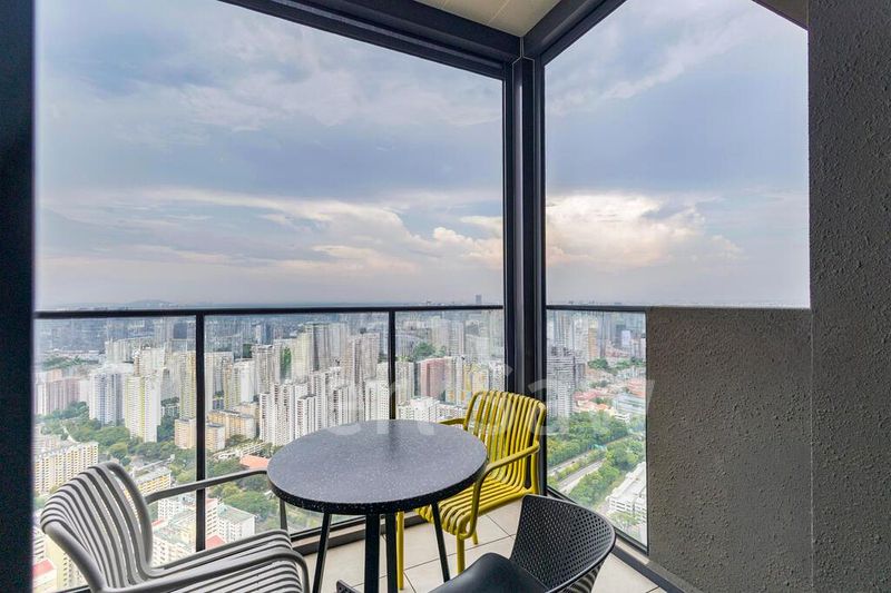 AVENUE SOUTH RESIDENCE 11