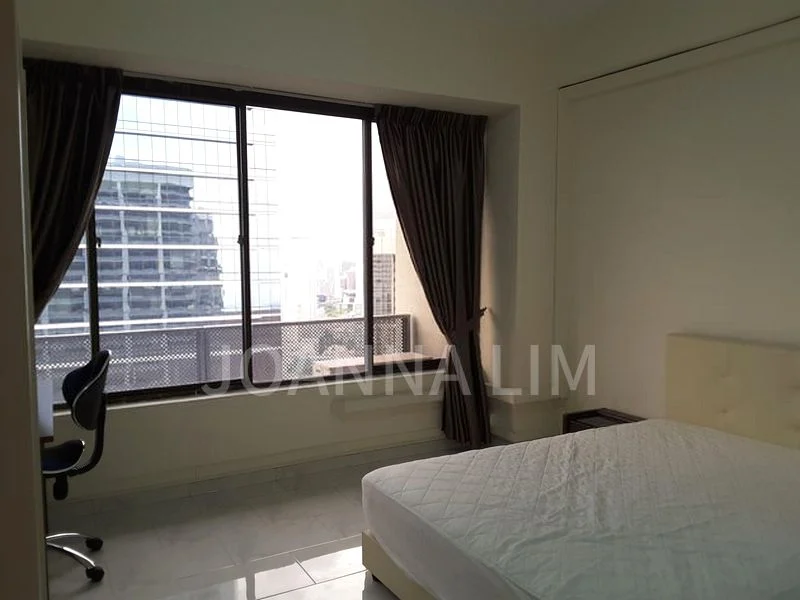 INTERNATIONAL PLAZA 5