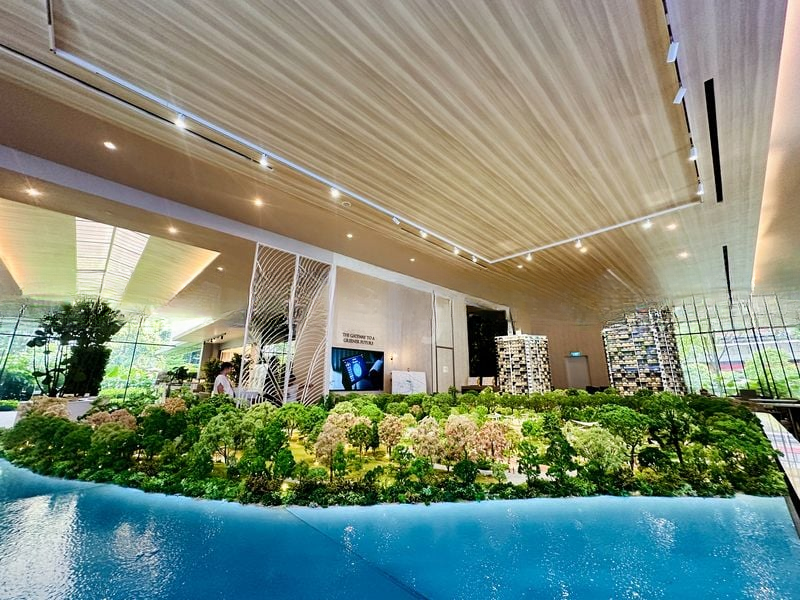 THE LAKEGARDEN RESIDENCES 12