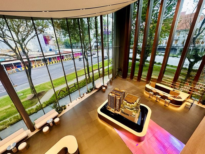 THE COLLECTIVE AT ONE SOPHIA 6