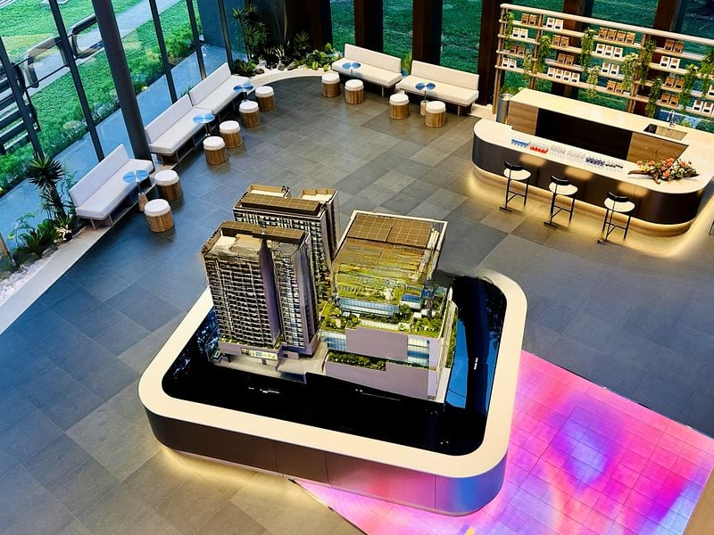 THE COLLECTIVE AT ONE SOPHIA 5