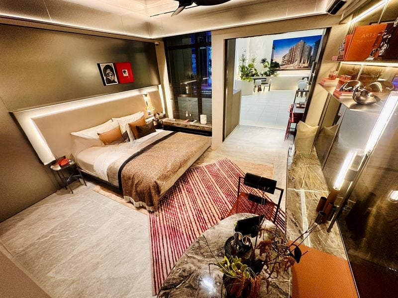 THE COLLECTIVE AT ONE SOPHIA 14