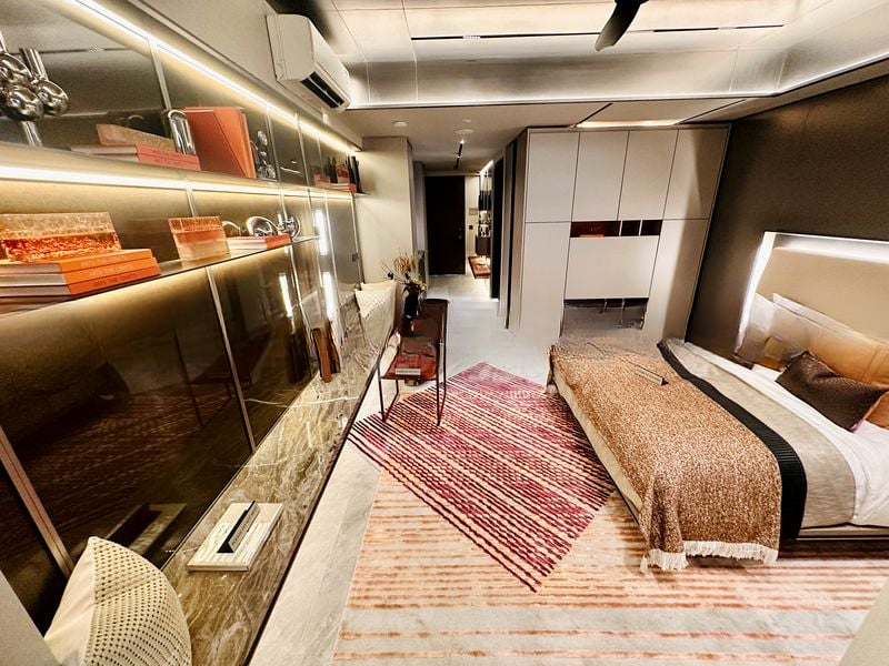 THE COLLECTIVE AT ONE SOPHIA 12