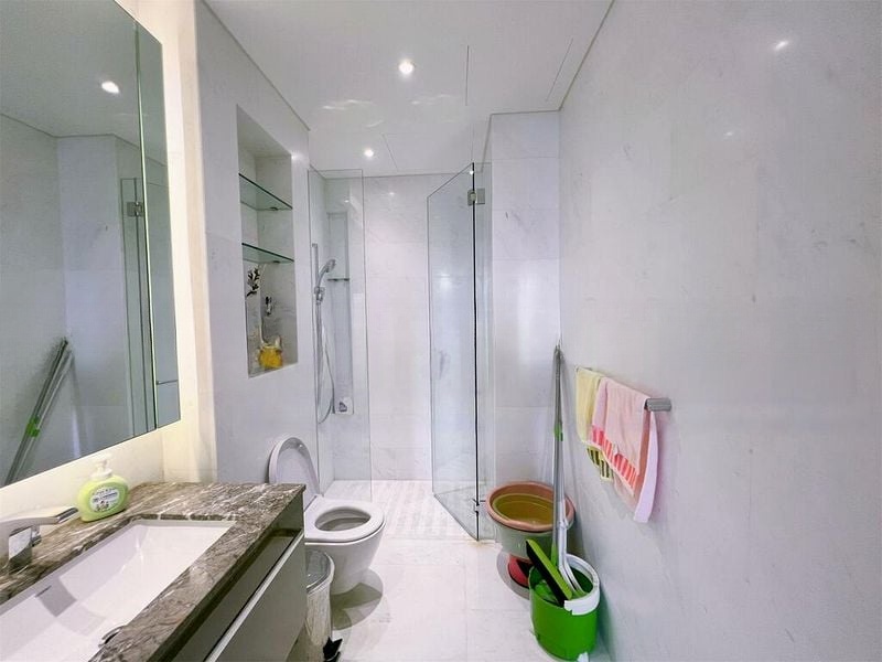 SOUTH BEACH RESIDENCES 5