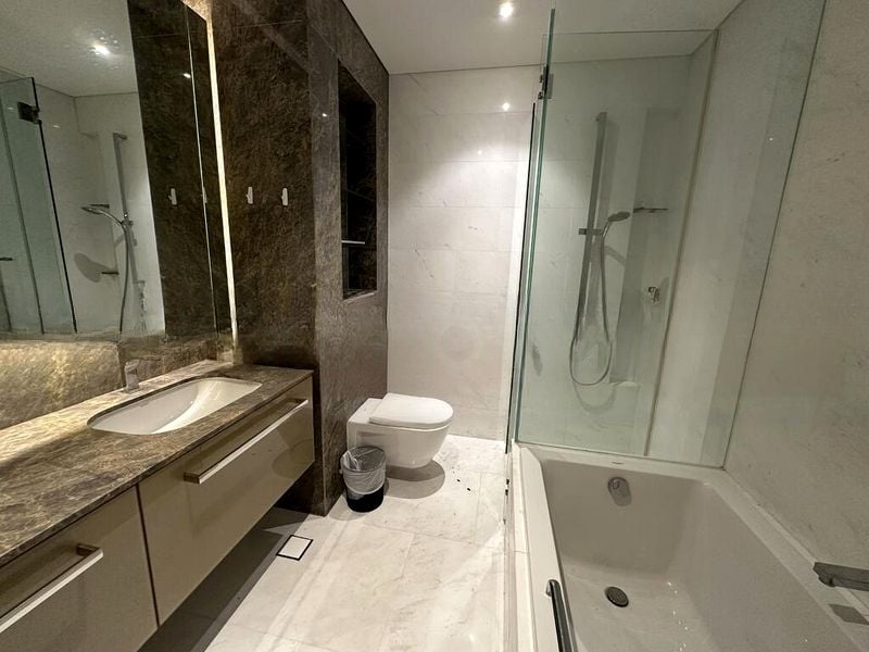 SOUTH BEACH RESIDENCES 1
