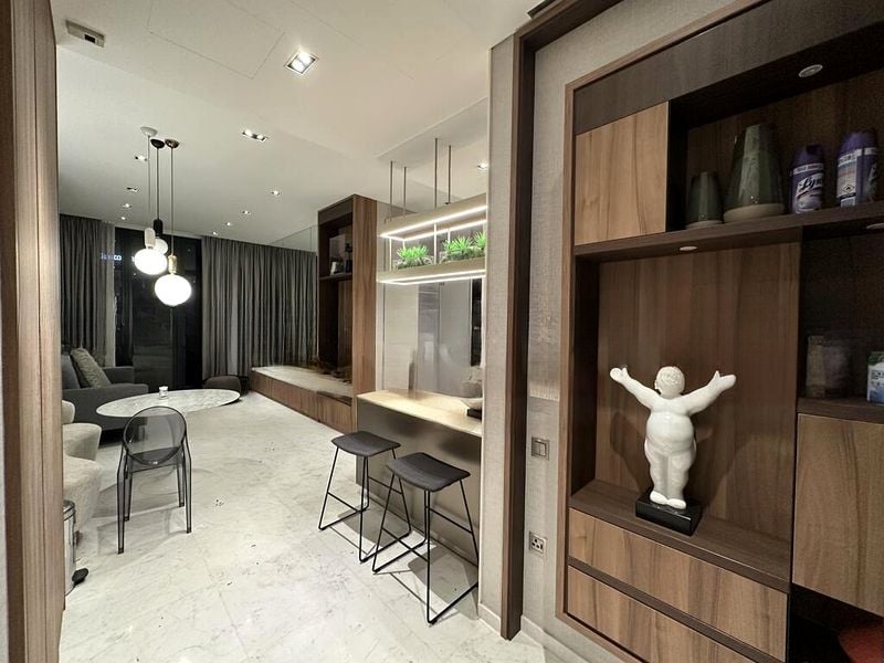 SOUTH BEACH RESIDENCES 8