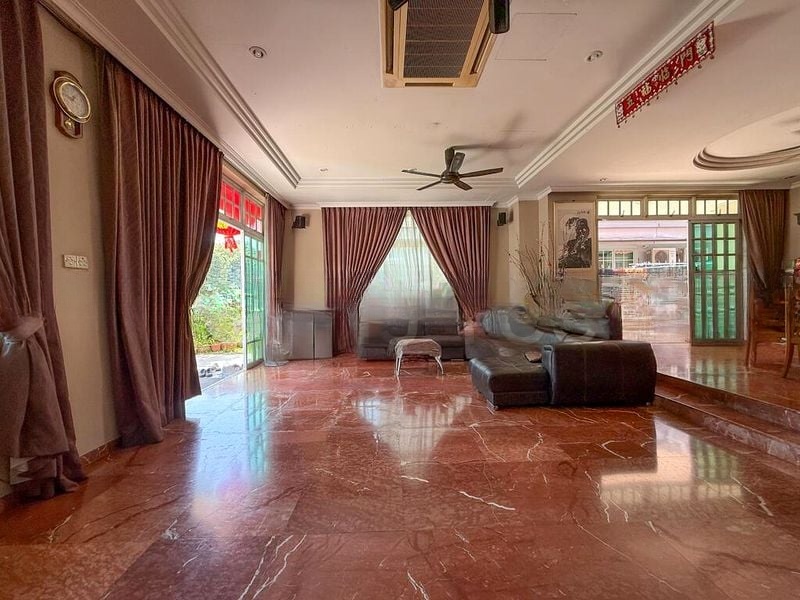 TOH ESTATE 9
