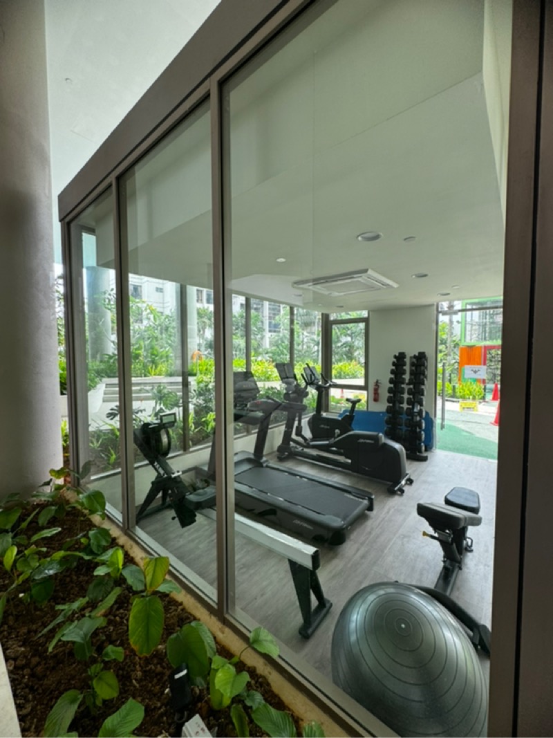 COASTLINE RESIDENCES 27