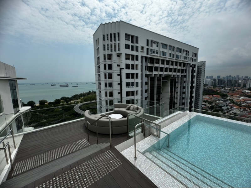 COASTLINE RESIDENCES 29