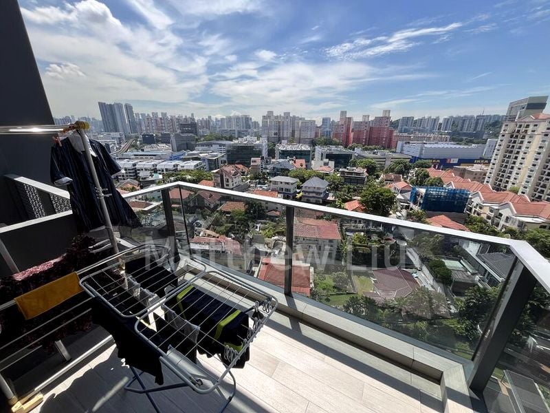 STIRLING RESIDENCES 3