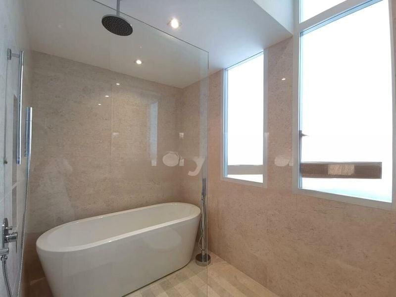 THE LINE @ TANJONG RHU 4