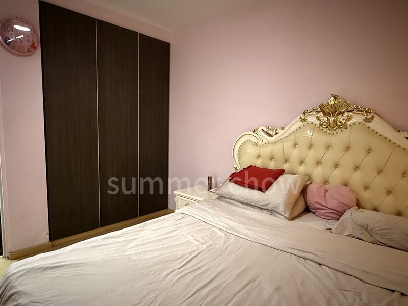 BEDOK RESERVOIR CRES 6