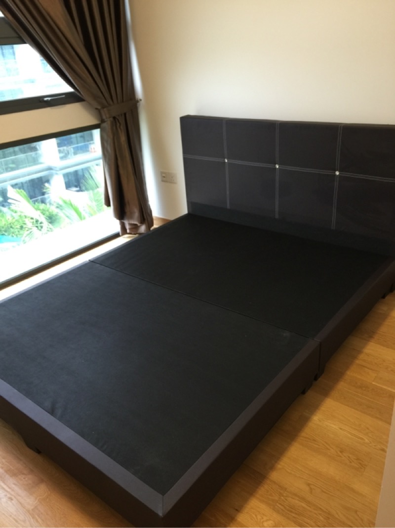 HEDGES PARK CONDOMINIUM 7