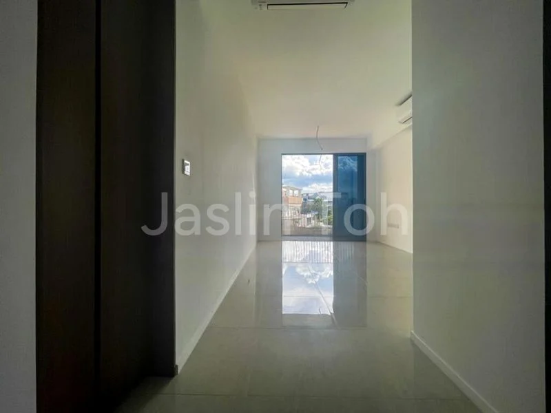 THE WATERGARDENS AT CANBERRA 3