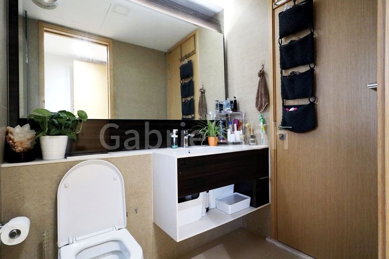 COMMONWEALTH TOWERS 13