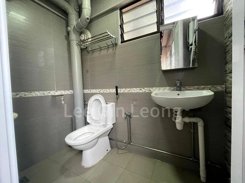 BEDOK RESERVOIR RD 7