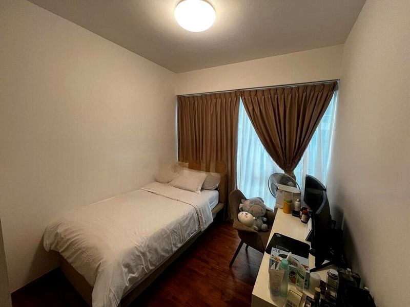 THE TAMPINES TRILLIANT 10