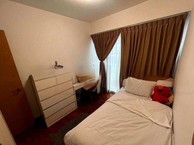 THE TAMPINES TRILLIANT 7