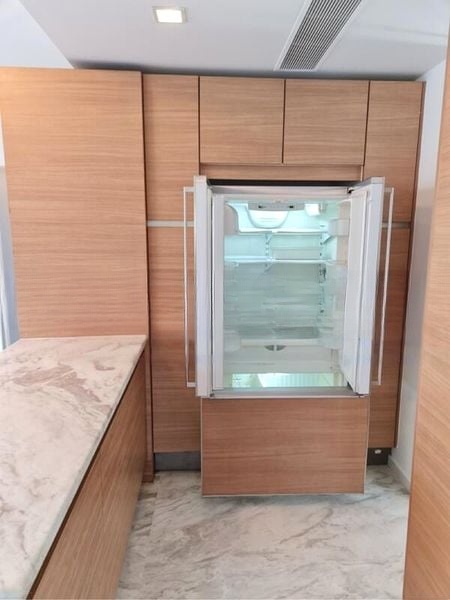 SUITES @ CAIRNHILL 14