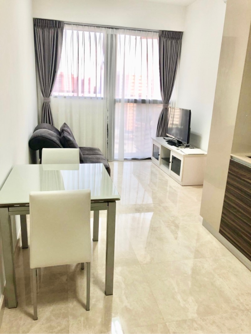 COMMONWEALTH TOWERS 8