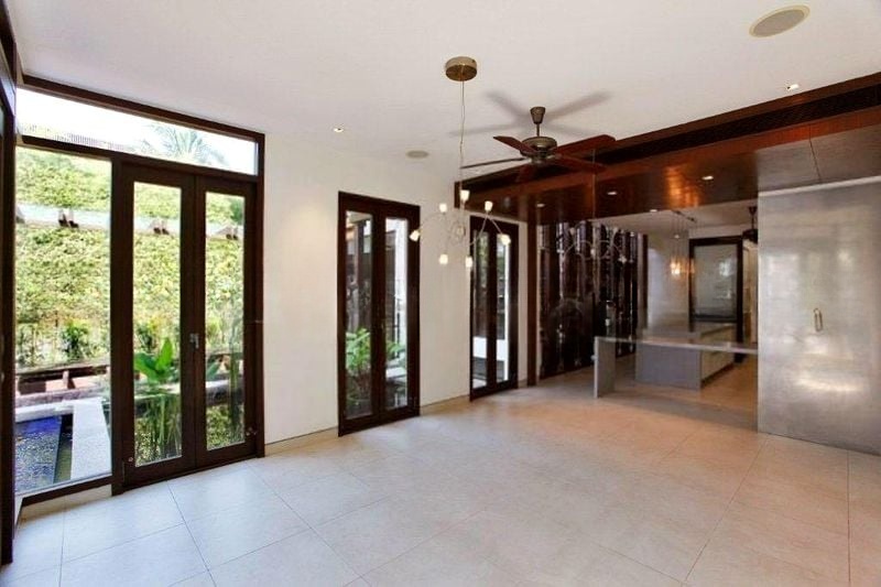 THOMSON HILLS ESTATE 11